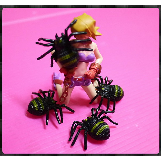 恐怖又好玩的擬真蜘蛛嚇一跳玩具(4隻裝)