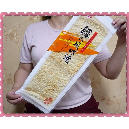 珍珍超級大的大鱈魚片風味燒(又稱可以吃的春聯) 珍珍超級大的大鱈魚片風味燒(又稱可以吃的春聯)