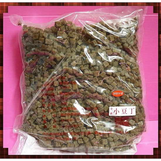 各主題老街專門在賣的手工方塊(豆干角)豆干(粗,不辣)五台斤裝 各主題老街專門在賣的手工方塊(豆干角)豆干(粗,不辣)五台斤裝