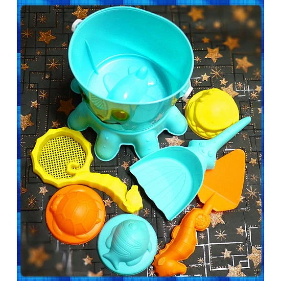章魚哥造型的沙灘玩具工具組(連工具組都超可愛喔) 章魚哥造型的沙灘玩具工具組(連工具組都超可愛喔)